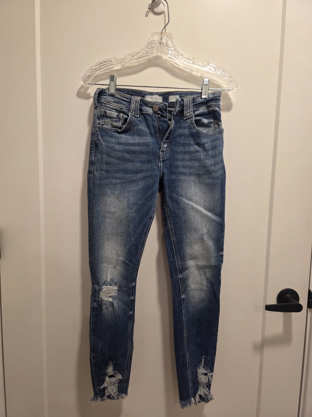 KanCan Medium Blue Distressed Skinny Jeans -sz 26